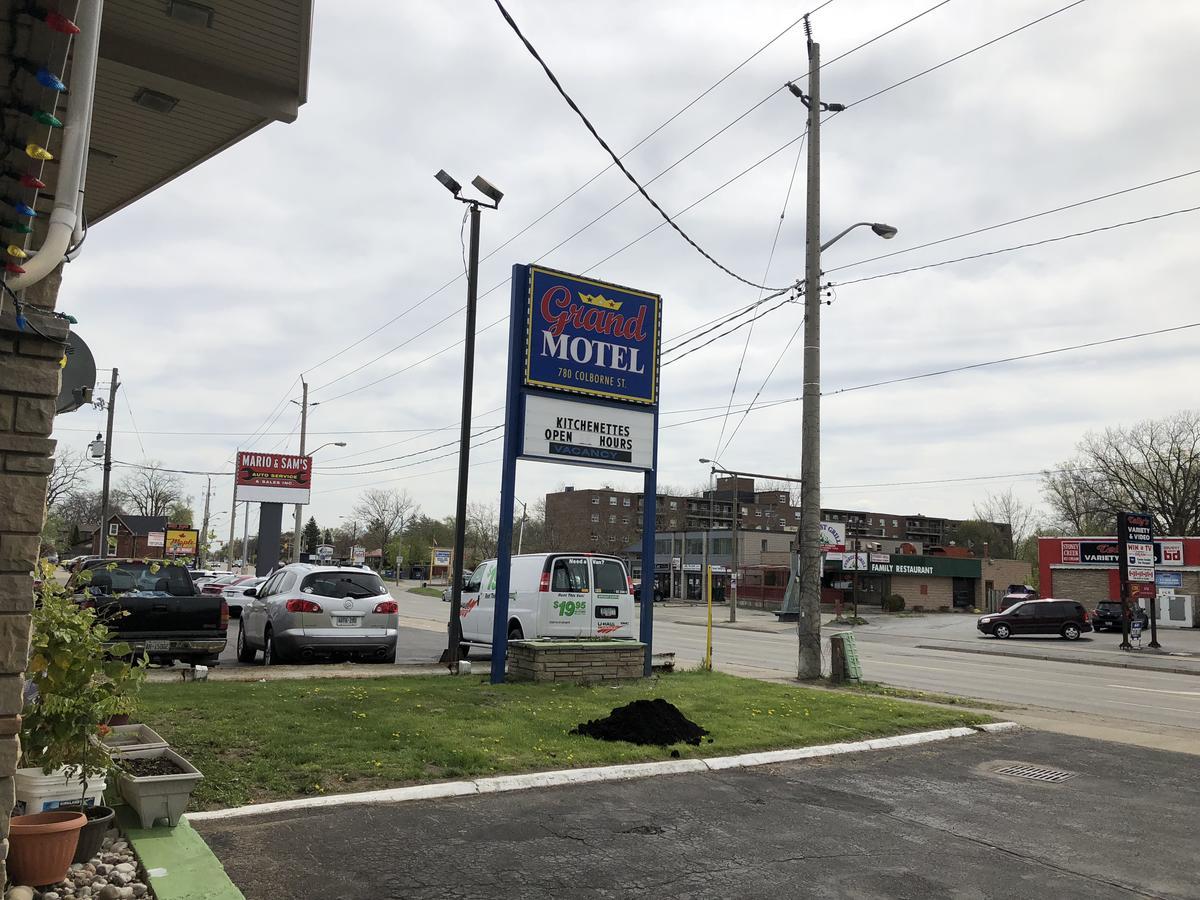 Grand Motel Brantford Esterno foto